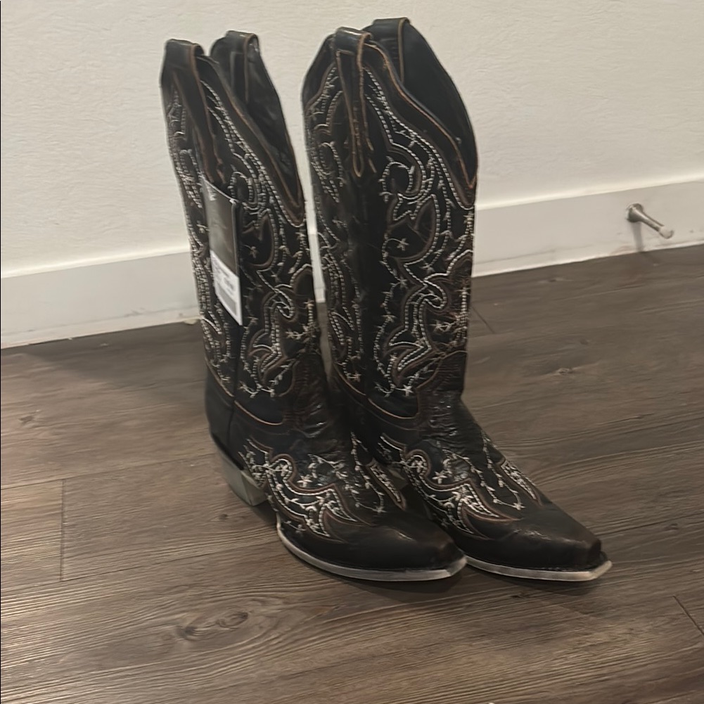 Nwt J.B. Dillon Black And White Heeled Western Boots